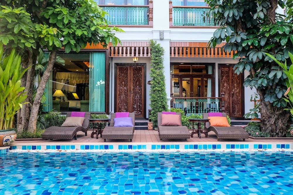 Villa Sirilanna Hotel - Outdoor Pool
