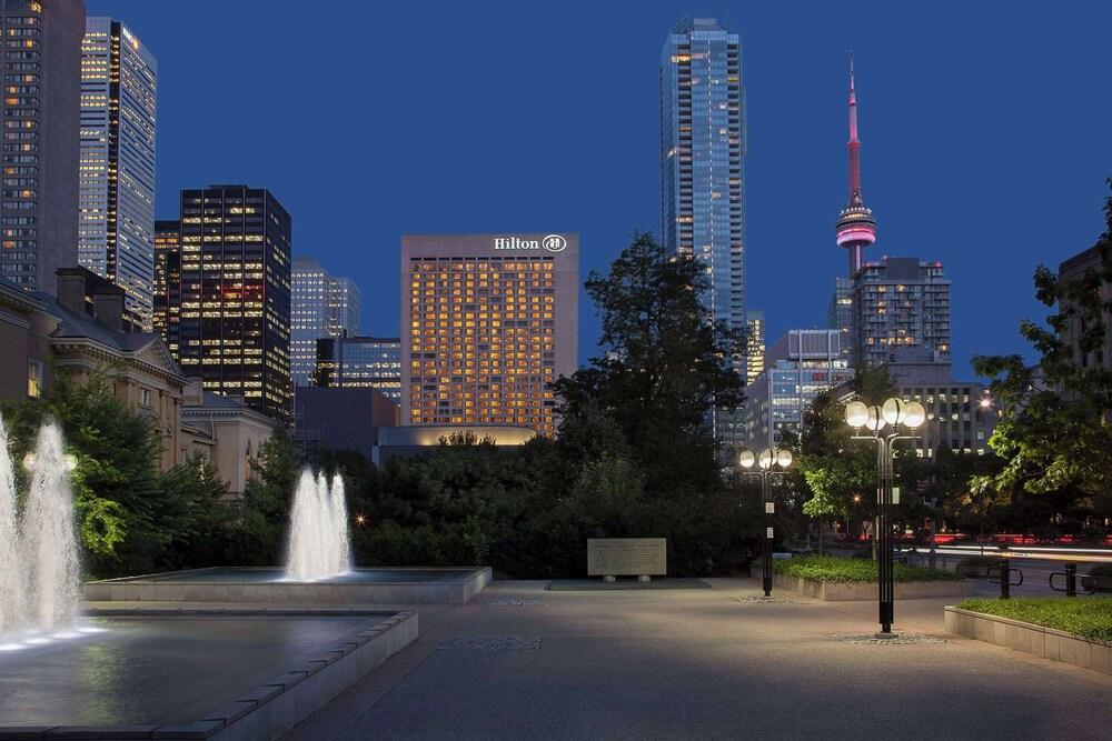 Hilton Toronto - Featured Image