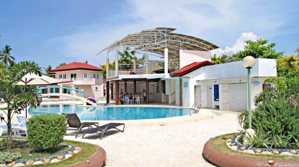 Sagastrand Beach Resort & Restaurant - Outdoor Pool
