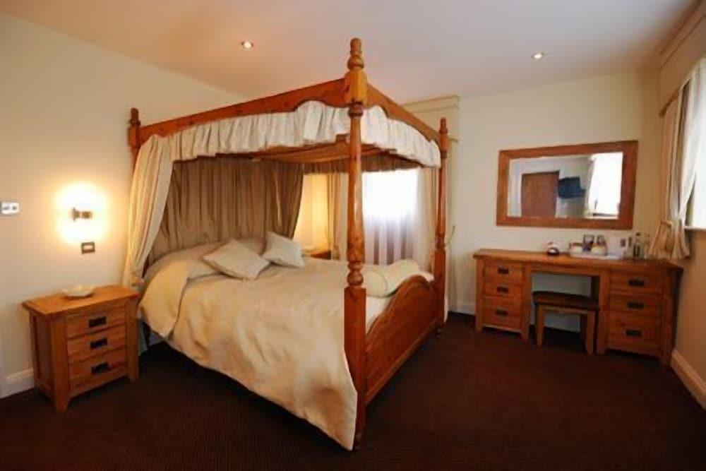 The Newtown House Hotel - Room