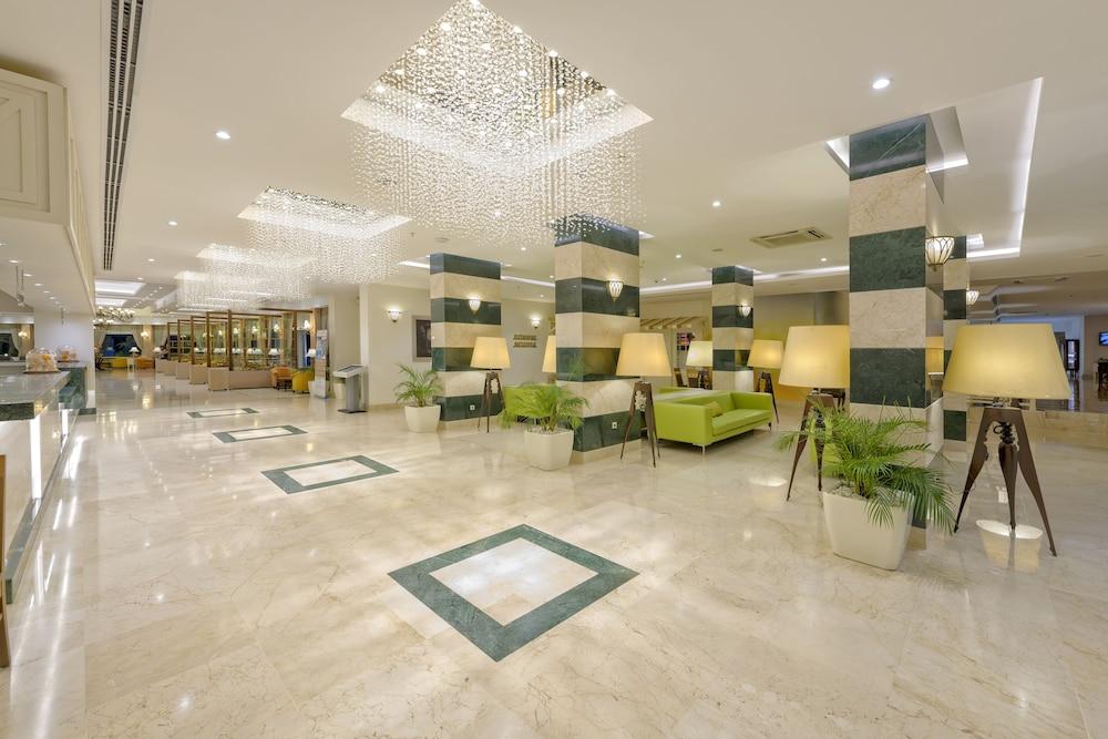 Innvista Hotels Belek - All Inclusive - Lobby Sitting Area