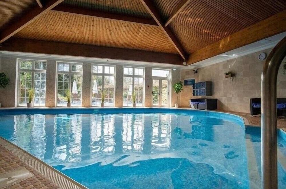 Balmer Lawn Hotel - Indoor Pool