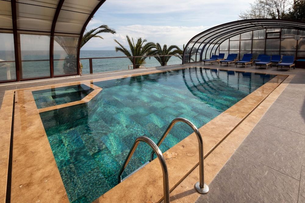 Sinop Antik Hotel - Indoor/Outdoor Pool