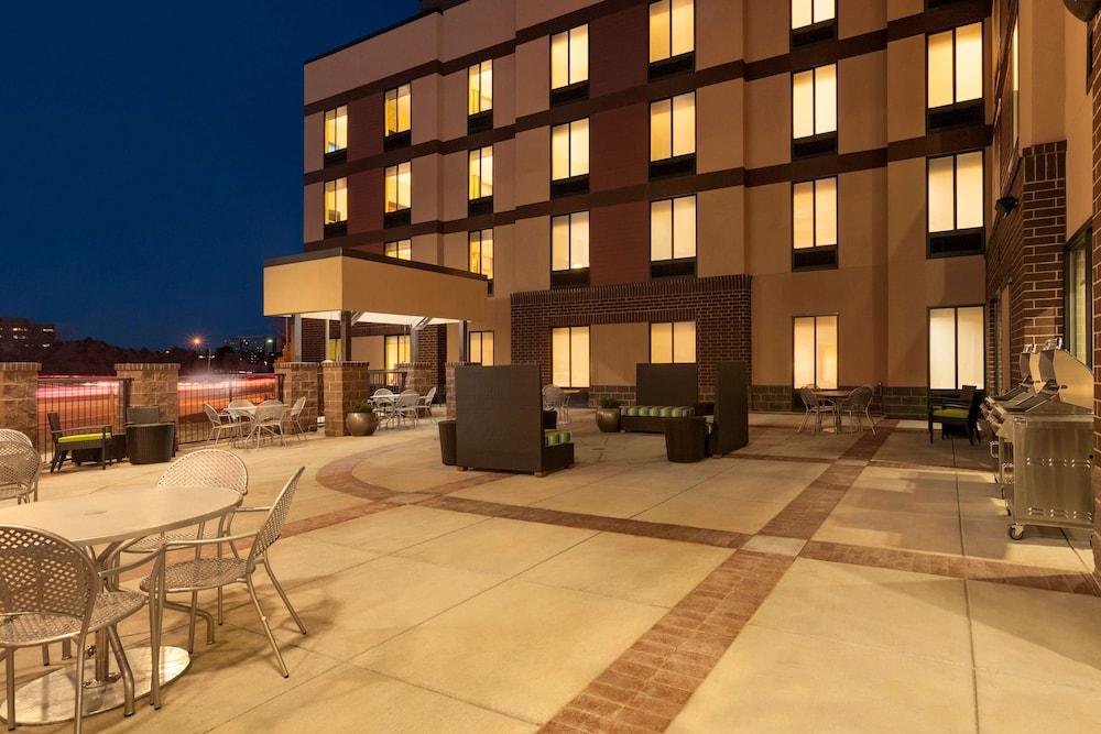 Home2 Suites by Hilton Denver West - Federal Center, CO - Exterior