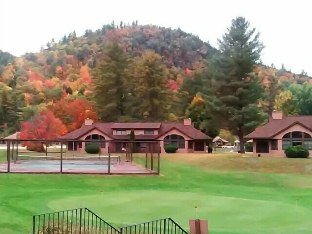 Jack O'Lantern Resort and Golf Course - Featured Image