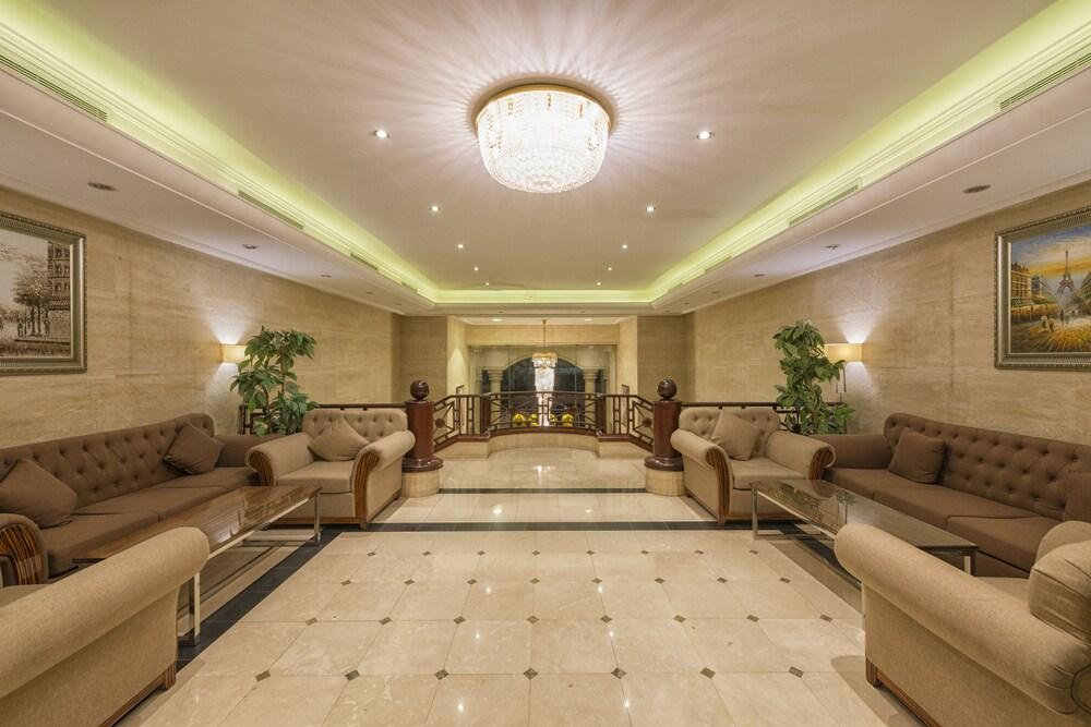 Elite Suites - Al Hamra - Interior Entrance