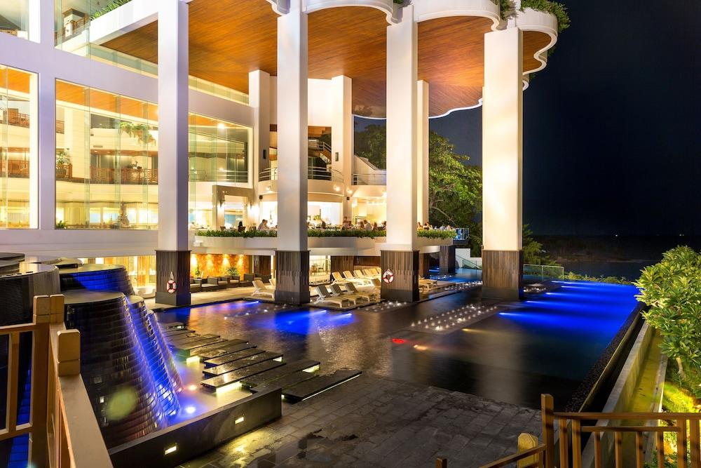 Royal Cliff Grand Hotel Pattaya - Exterior