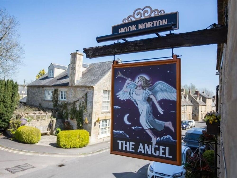 The Angel at Burford - Featured Image