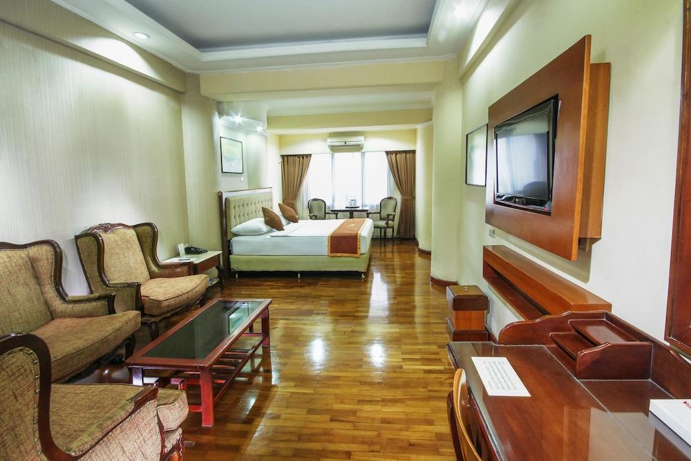 Grand Menteng Hotel - Room