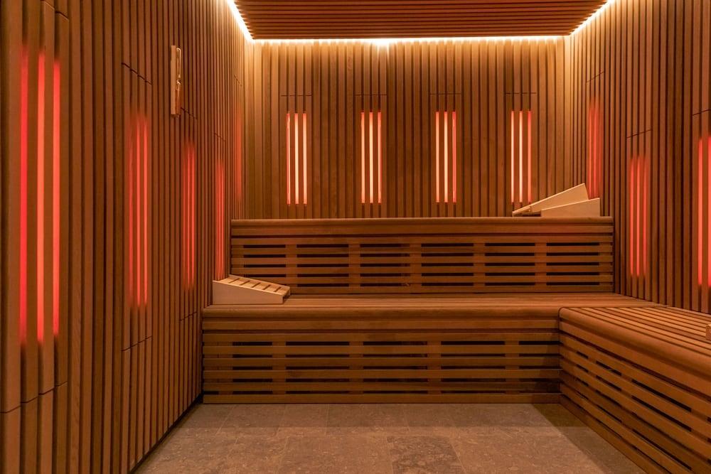 بولجاري هوتل باريس - Sauna