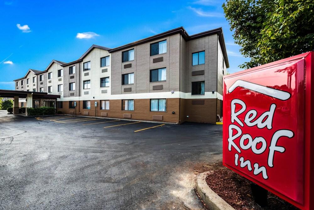 Red Roof Inn Palatine - Featured Image