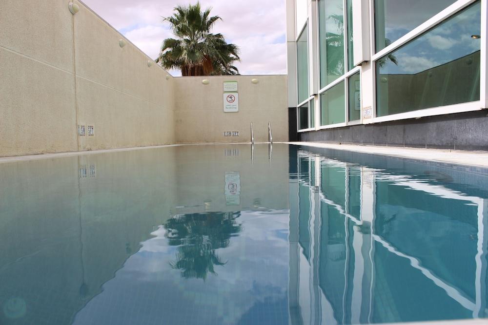 هوليداي إن الرياض - الميدان، أحد فنادق آي إتش جي - Outdoor Pool
