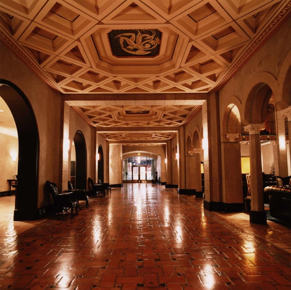 The Hollywood Roosevelt - Lobby