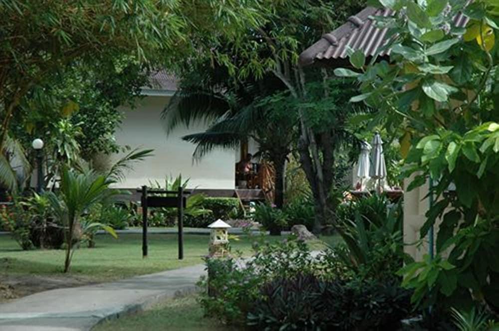 Phi Phi Villa Resort - Exterior