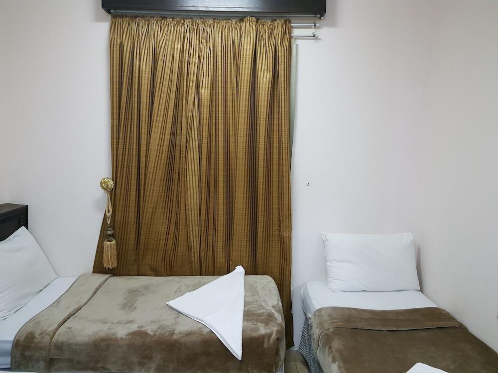 Al Manar Hotel - Room