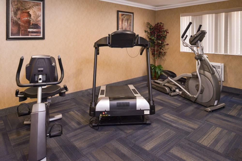 Quality Inn & Suites Walnut - City of Industry - Fitness Facility