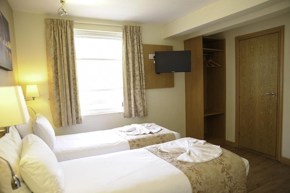Kings Cross Inn Hotel - Room