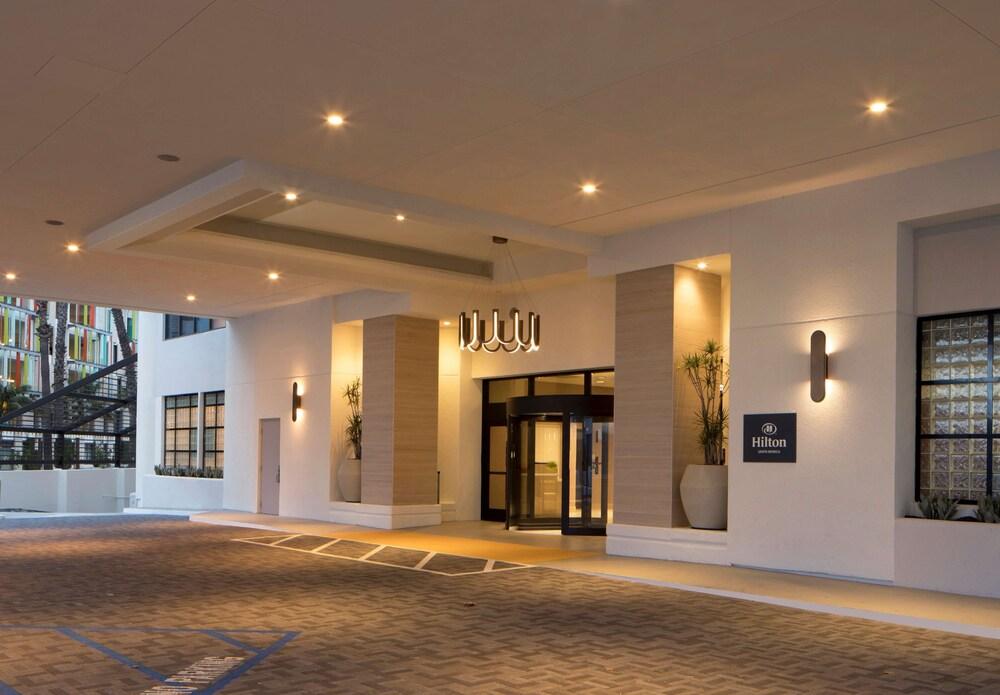 Hilton Santa Monica Hotel & Suites - Exterior