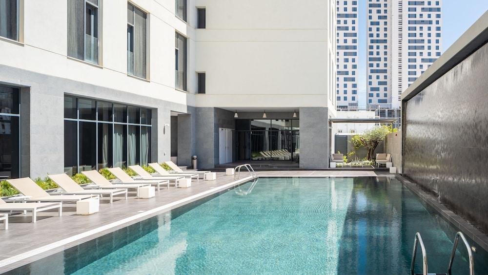 Delta Hotel Apartments - Pool