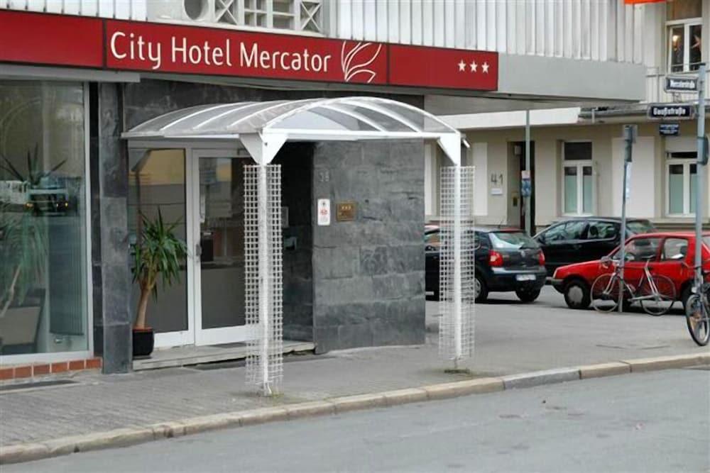 City Hotel Mercator - Featured Image