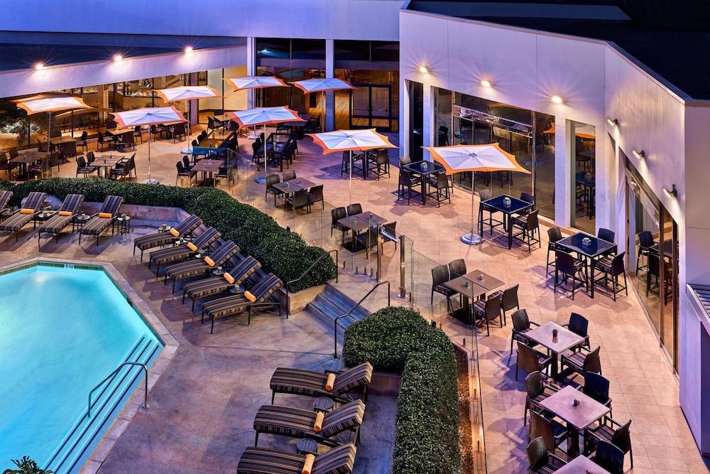 Anaheim Marriott Hotel - Featured Image