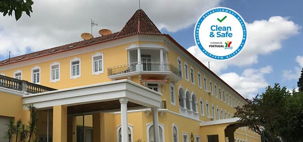 Hotel das Termas Curia - Featured Image