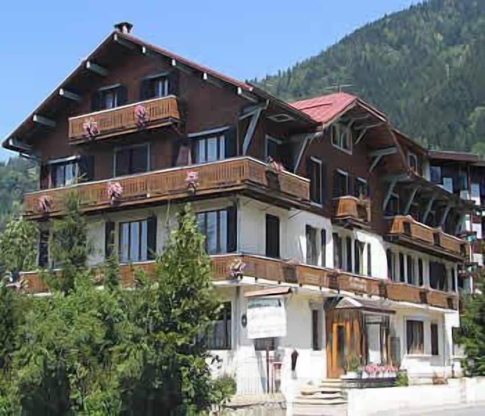 Chalet Liberty Mont-blanc - Featured Image
