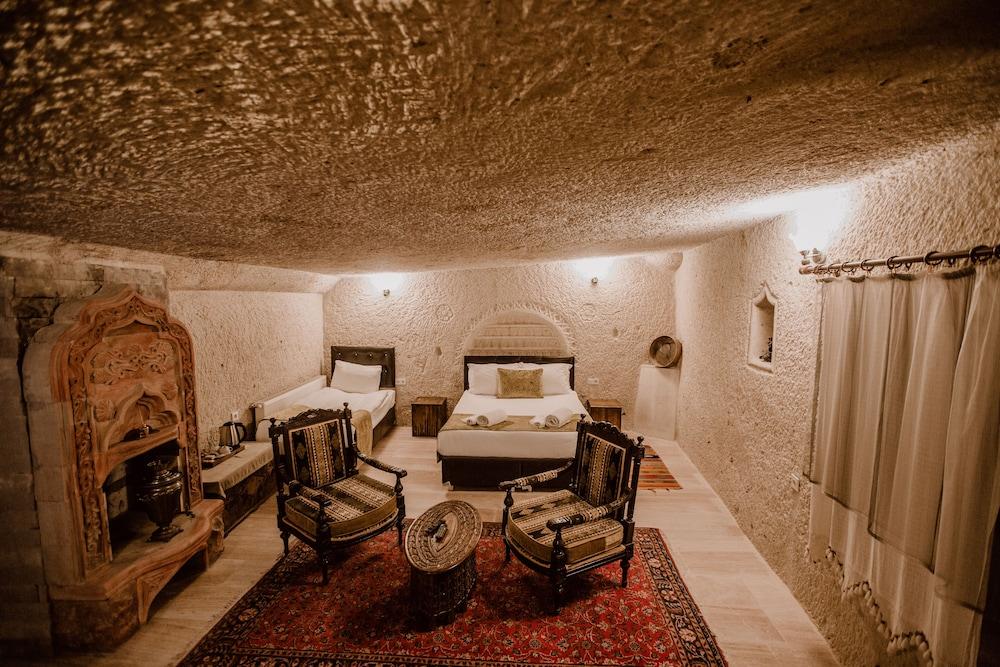 Ortahisar Cave Hotel - Room