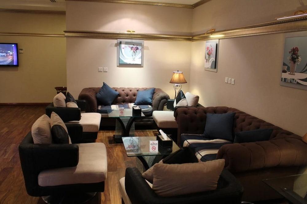 Wahat Al Nafil Al Masif Hotel Apartments - Lobby Sitting Area