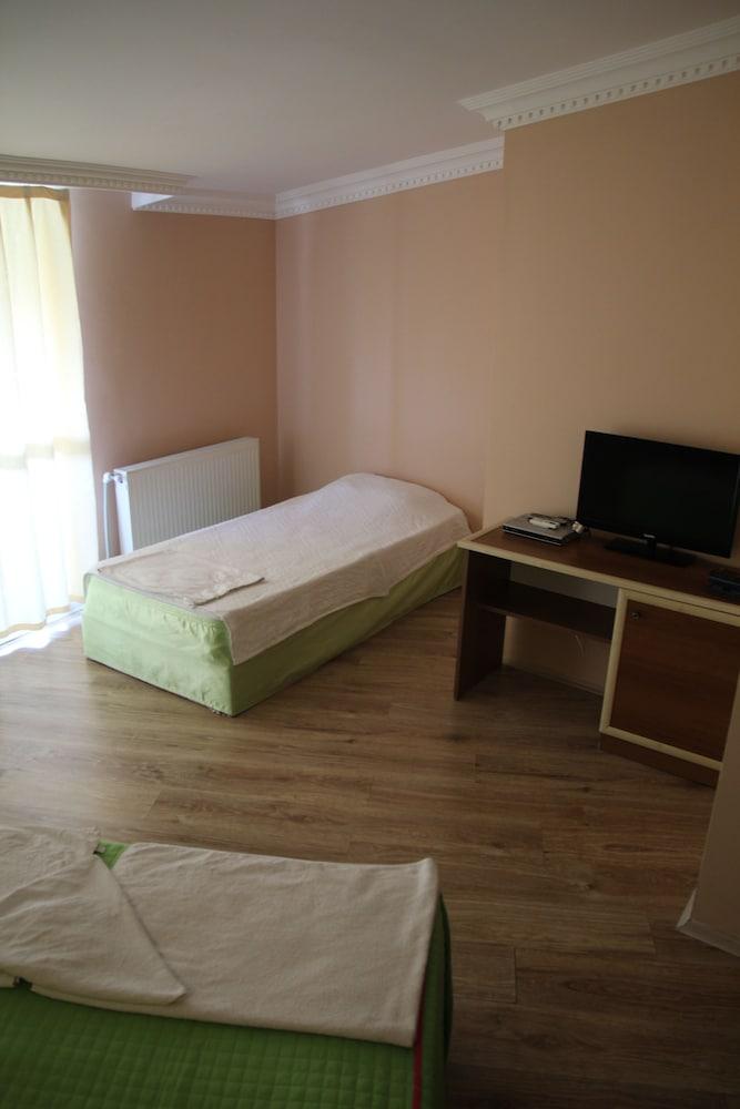 Hotel SevturInn - Room