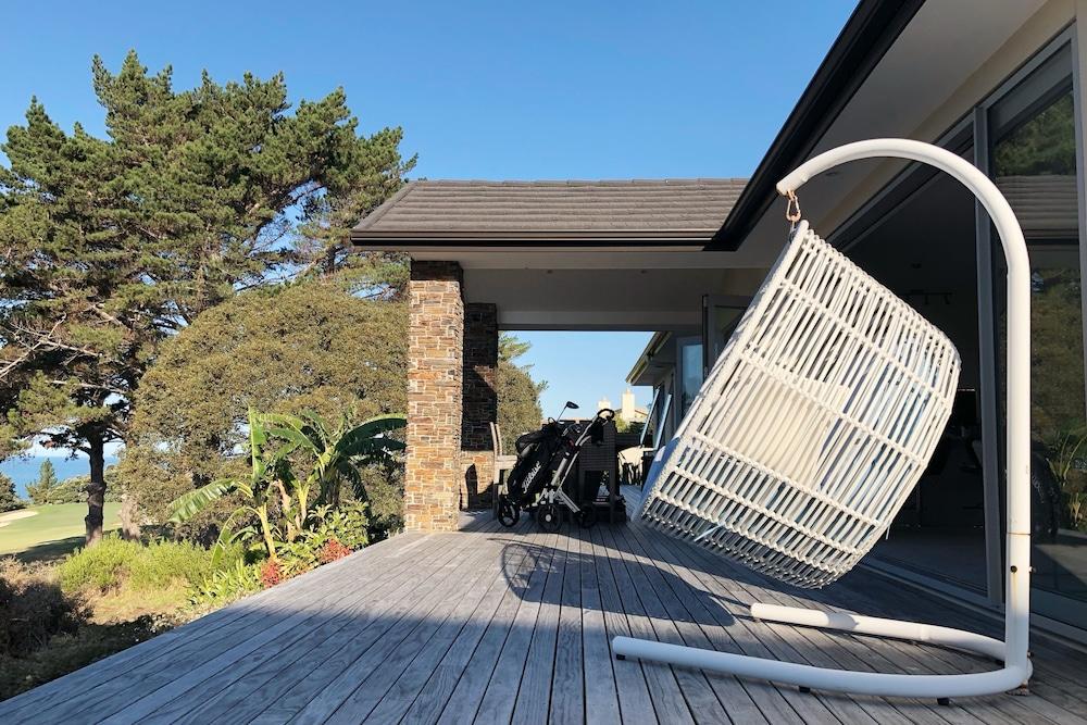 Modern Coastal Home & Award-winning Golf - Exterior