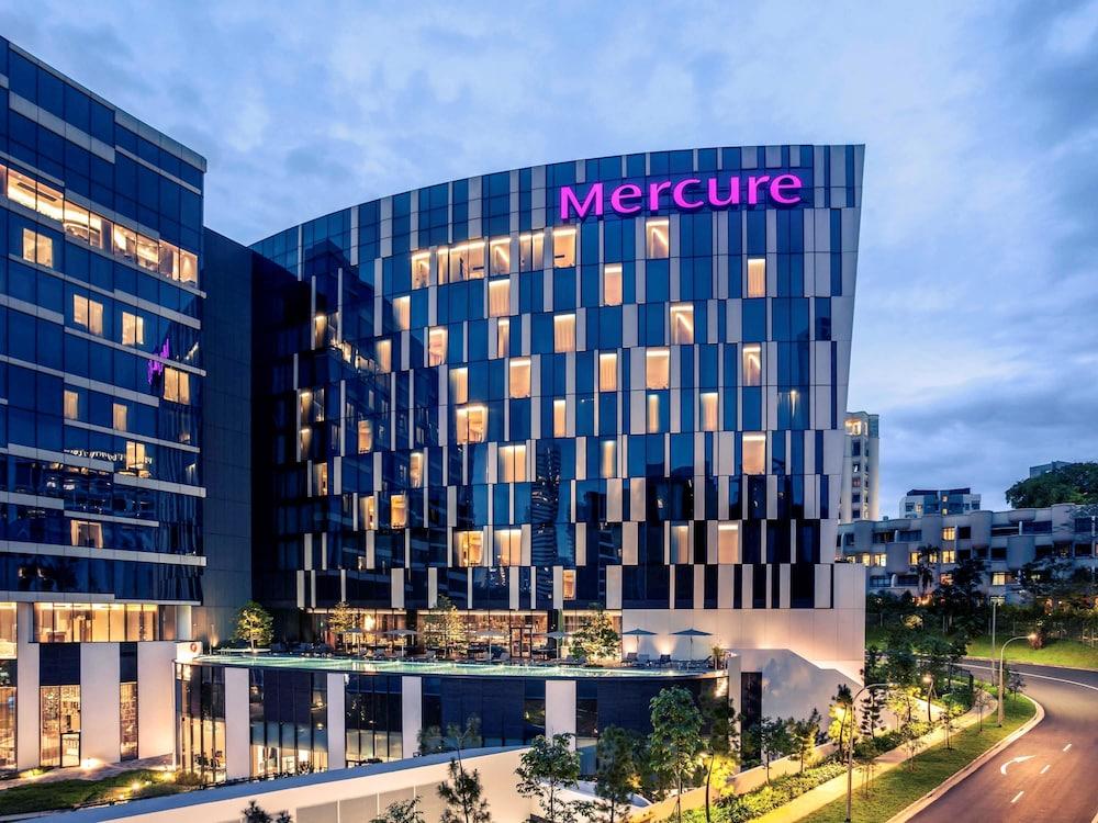 Mercure Singapore On Stevens - Exterior