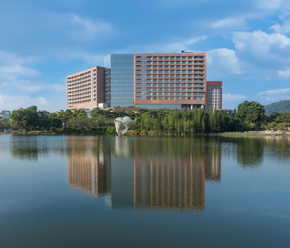 DoubleTree by Hilton Hotel Guangzhou - Science City - Featured Image