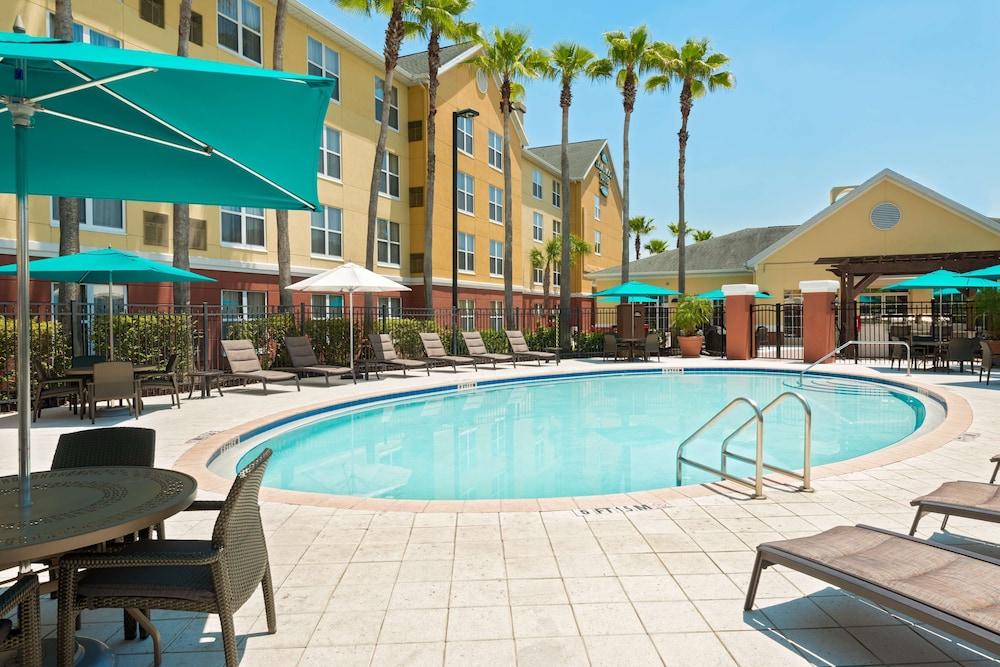 Homewood Suites by Hilton® Orlando-UCF Area - Pool