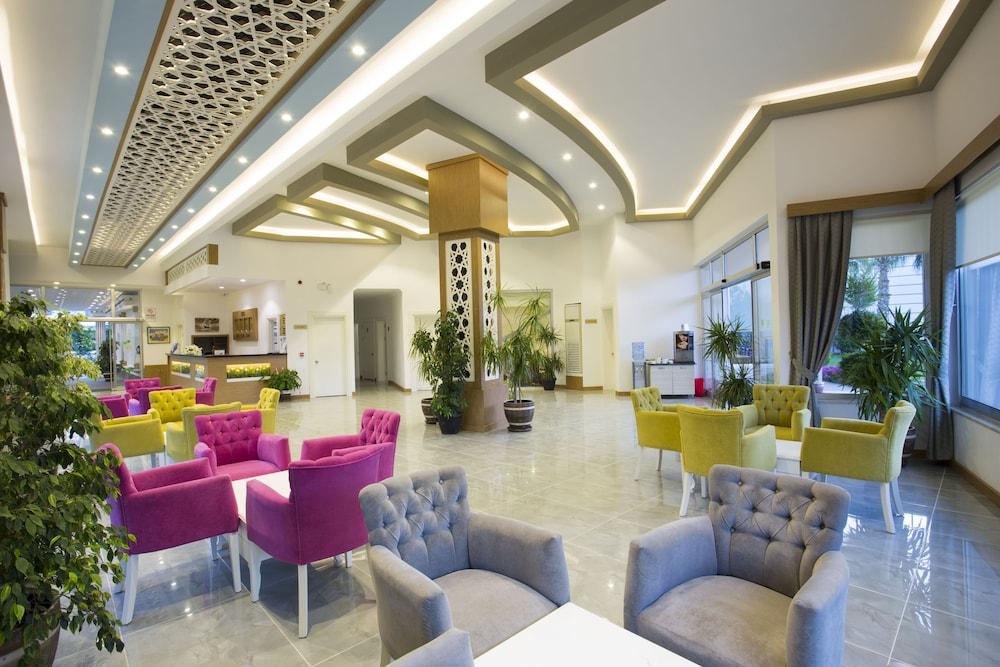 Sun Club Hotel Side - All Inclusive - Lobby Sitting Area