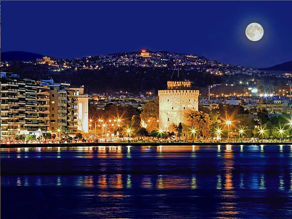 Best View of Thessaloniki Town - Beach