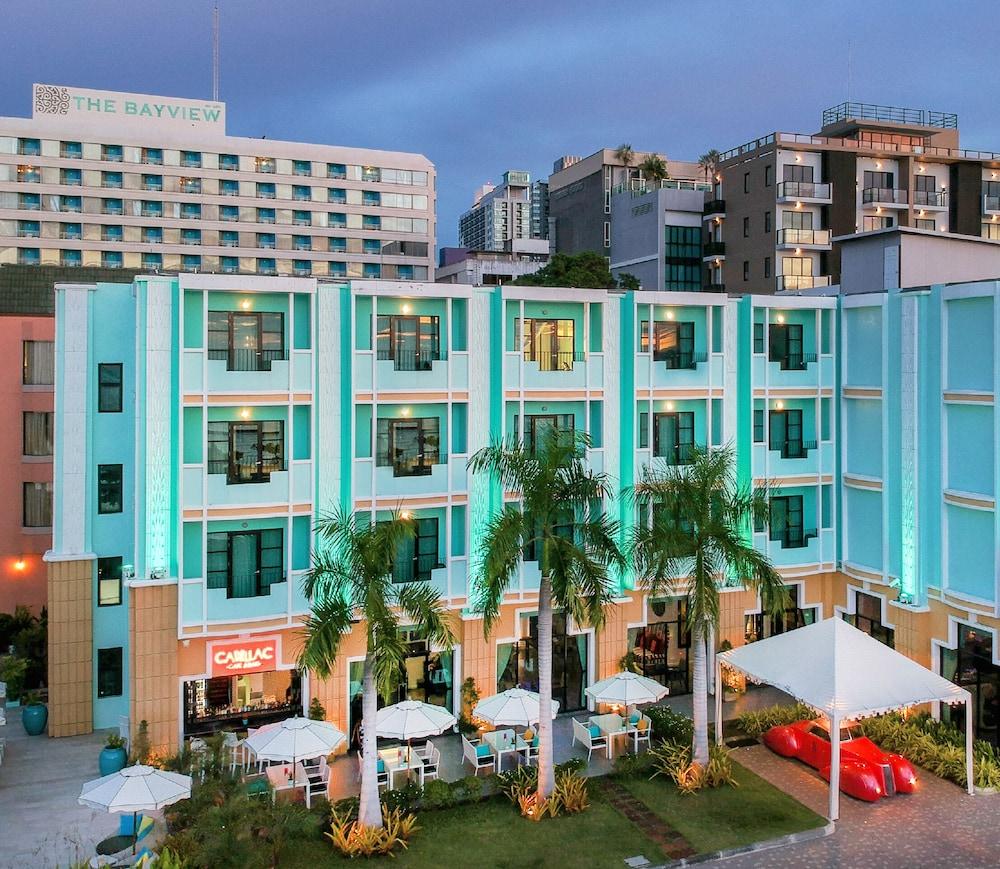Wave Hotel Pattaya - Featured Image