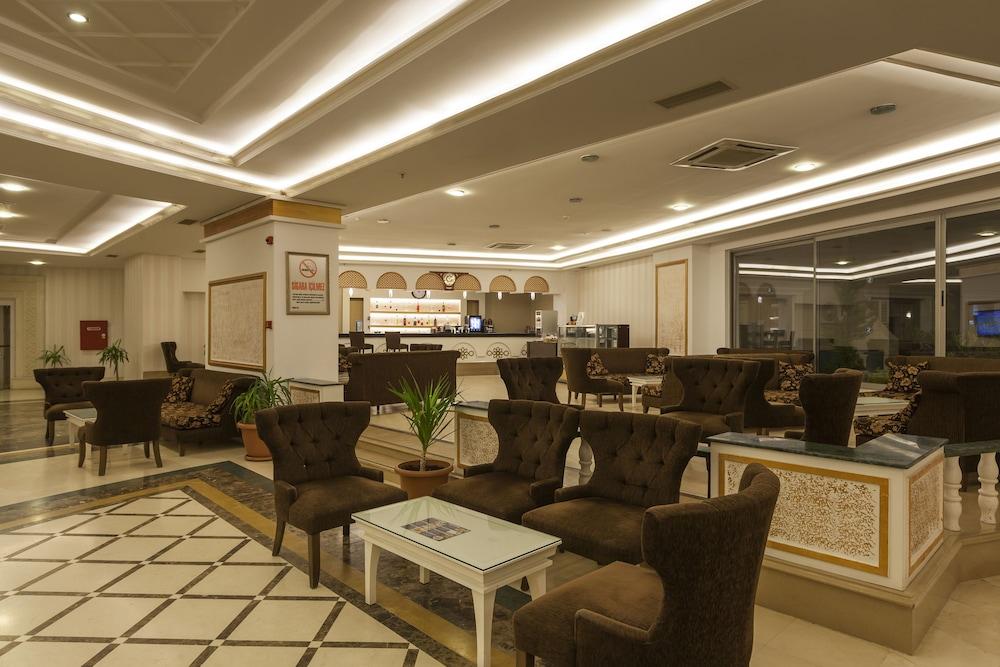 سلطان أوف سايد -  شامل جميع الخدمات - Lobby Lounge
