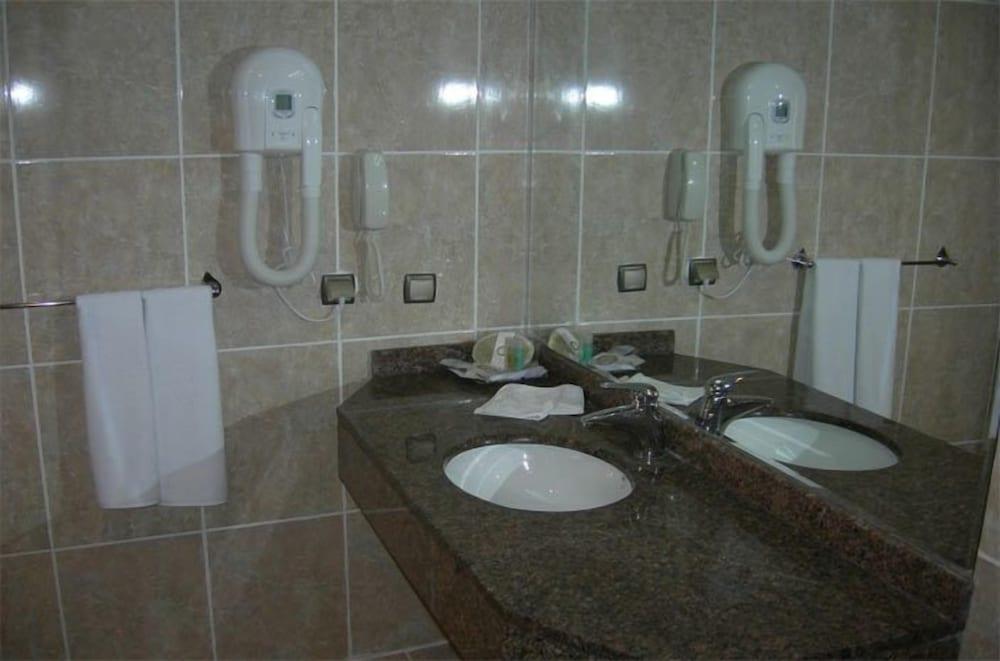 Talia Hotel Sapanca - Bathroom Sink