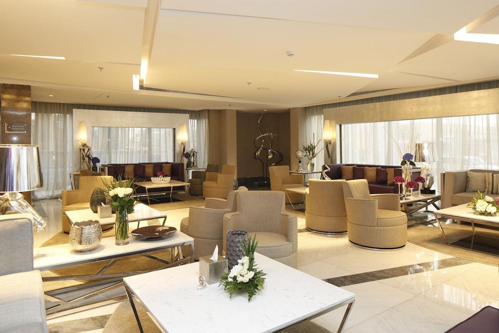 فندق جراند بلازا - الخليج الرياض - Lobby Sitting Area