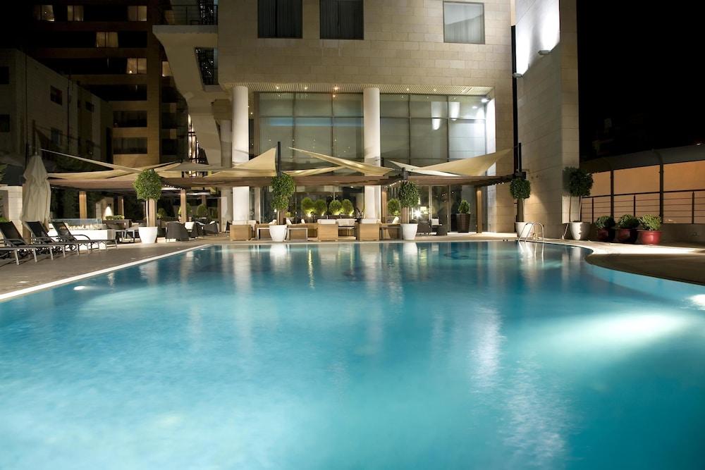 Kempinski Hotel Amman Jordan - Outdoor Pool