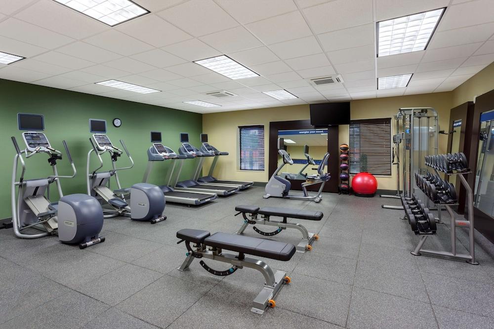Hampton Inn & Suites Williamsport-Faxon Exit - Fitness Facility
