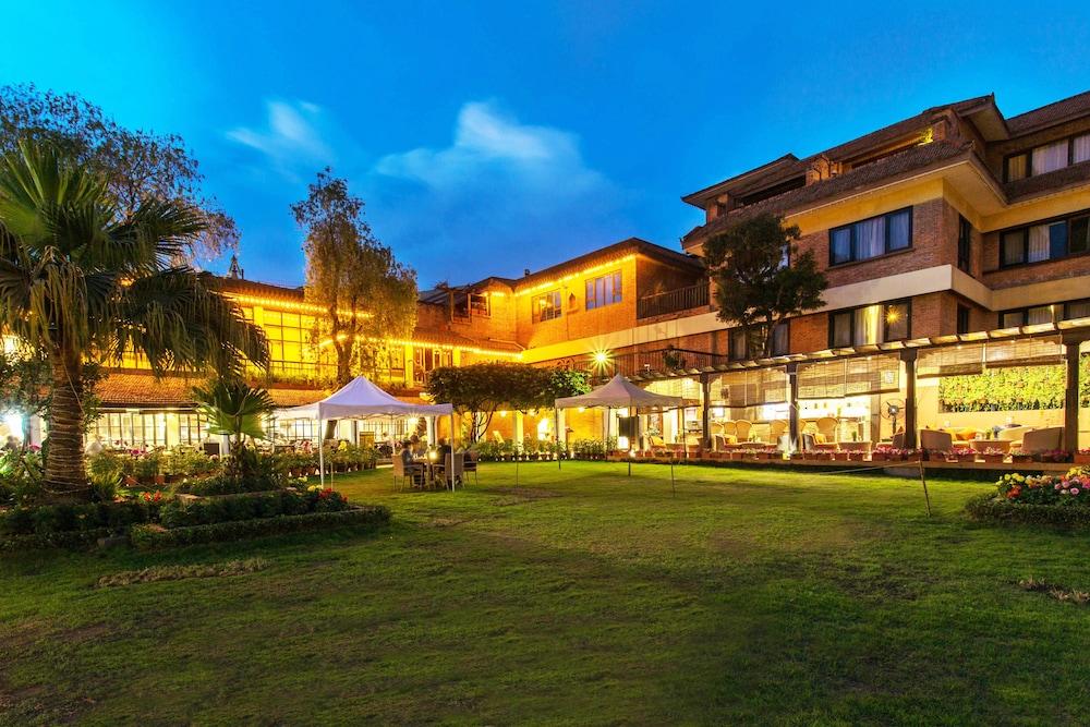 Shangri La Hotel - Featured Image