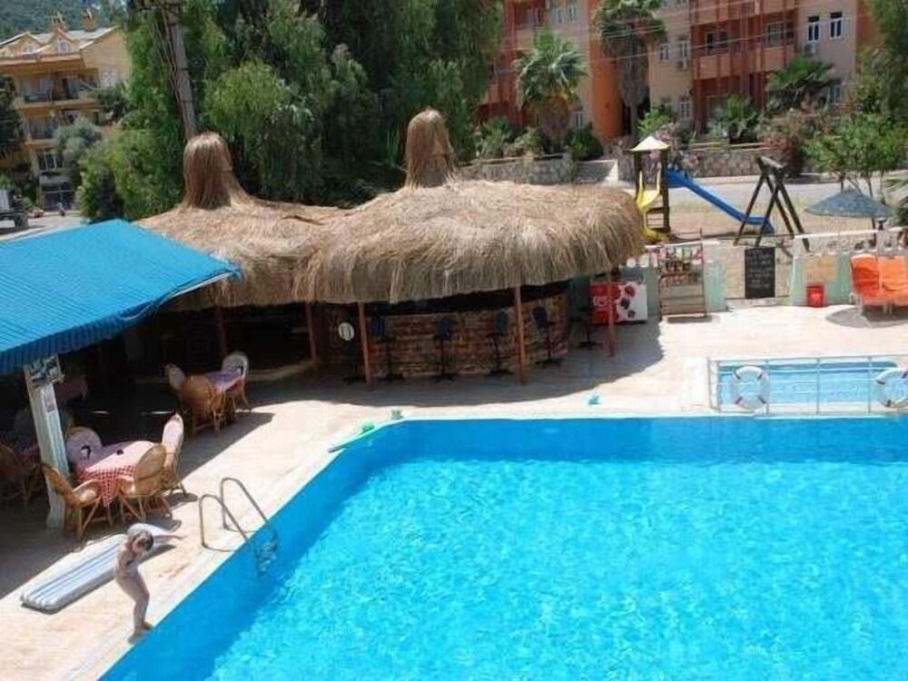 Duru Apart Otel - Outdoor Pool
