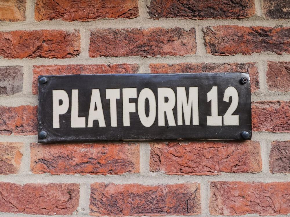 Platform 12 - Interior