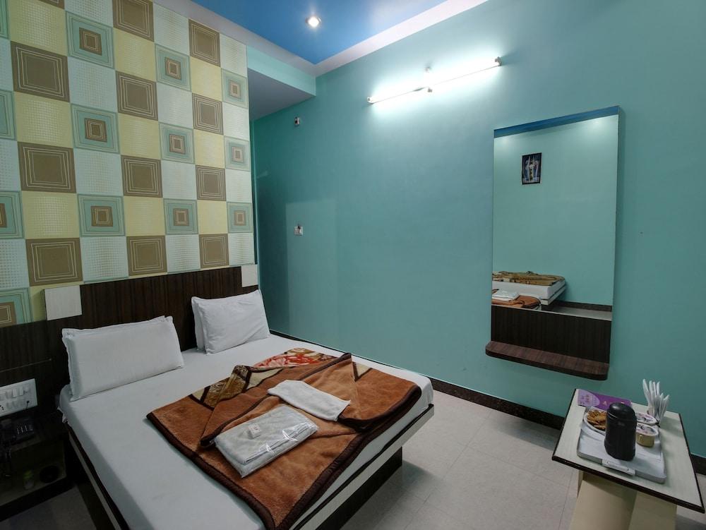 Hotel Mittal Inn - Room