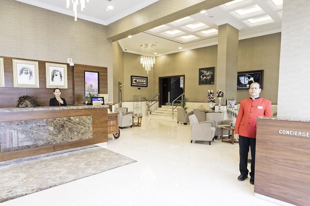 Emirates Plaza Hotel - Interior Entrance