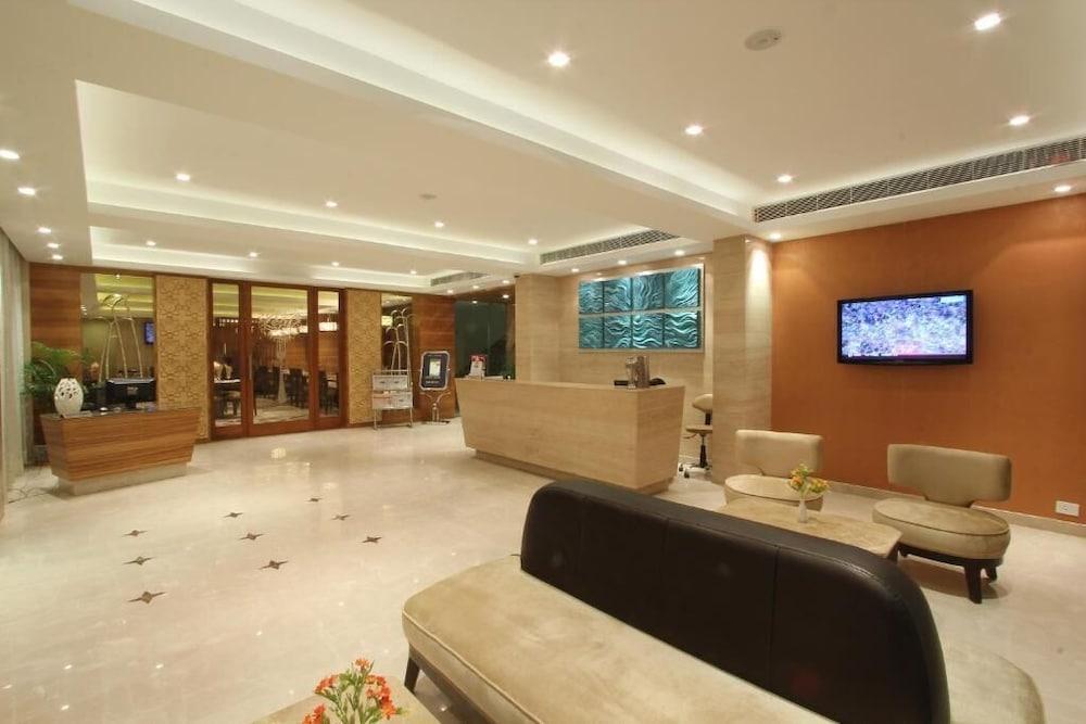 Riverview Hotel - Lobby