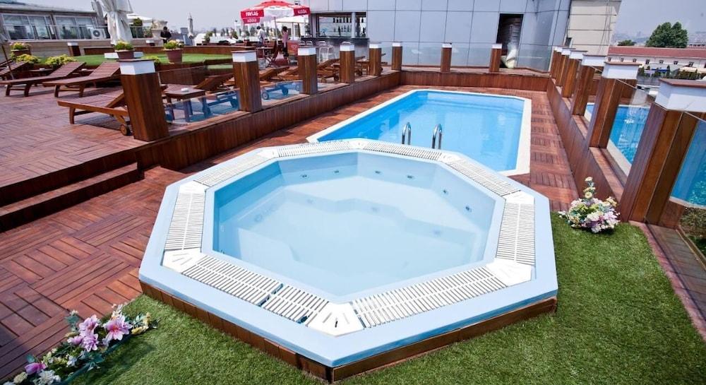 Klas Hotel - Rooftop Pool