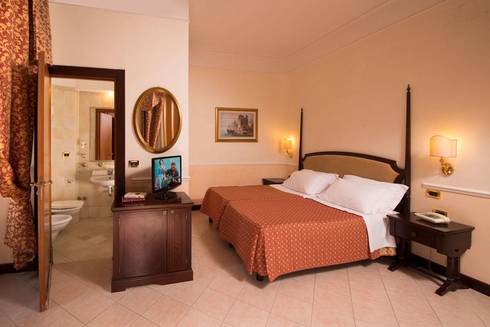 Hotel Nizza Roma - Room